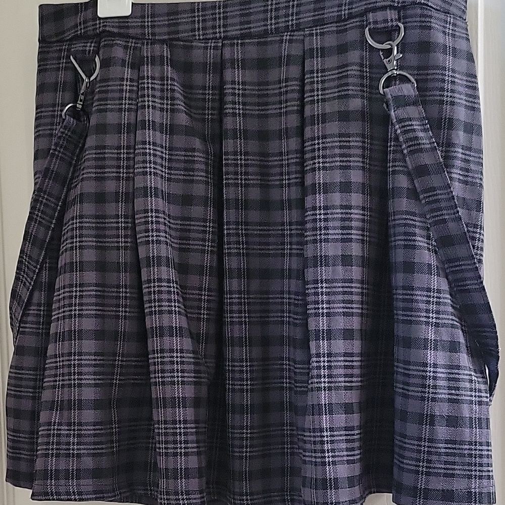 Hot Topic Grey/Black Skirt With Straps Size MD